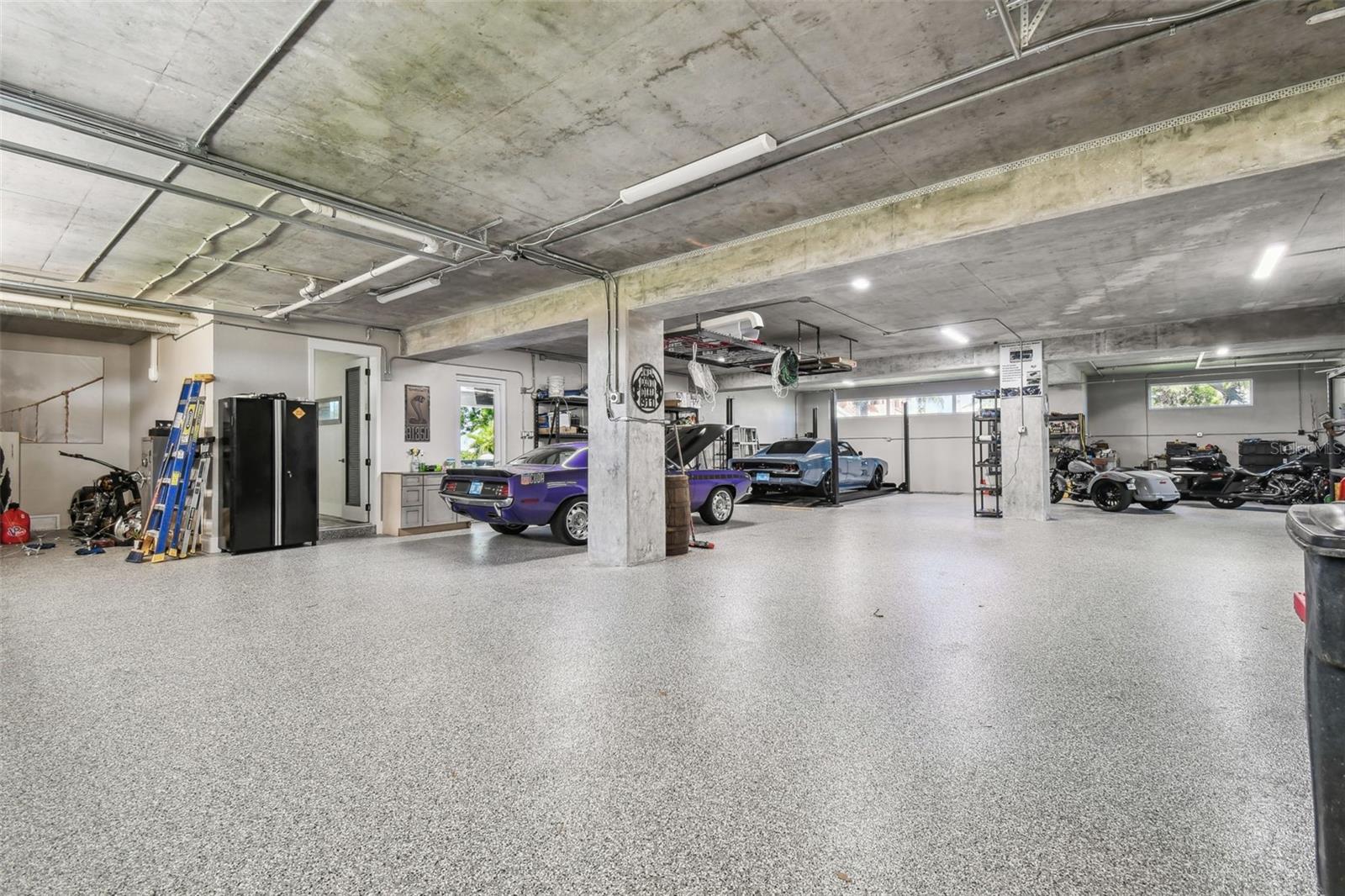 HARBORPOINTE - Residential