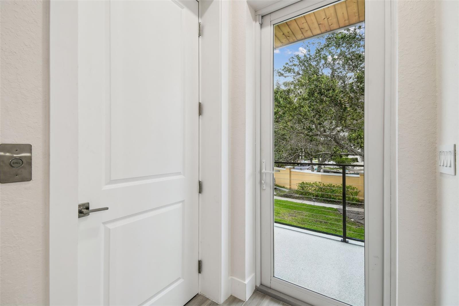 HARBORPOINTE - Residential