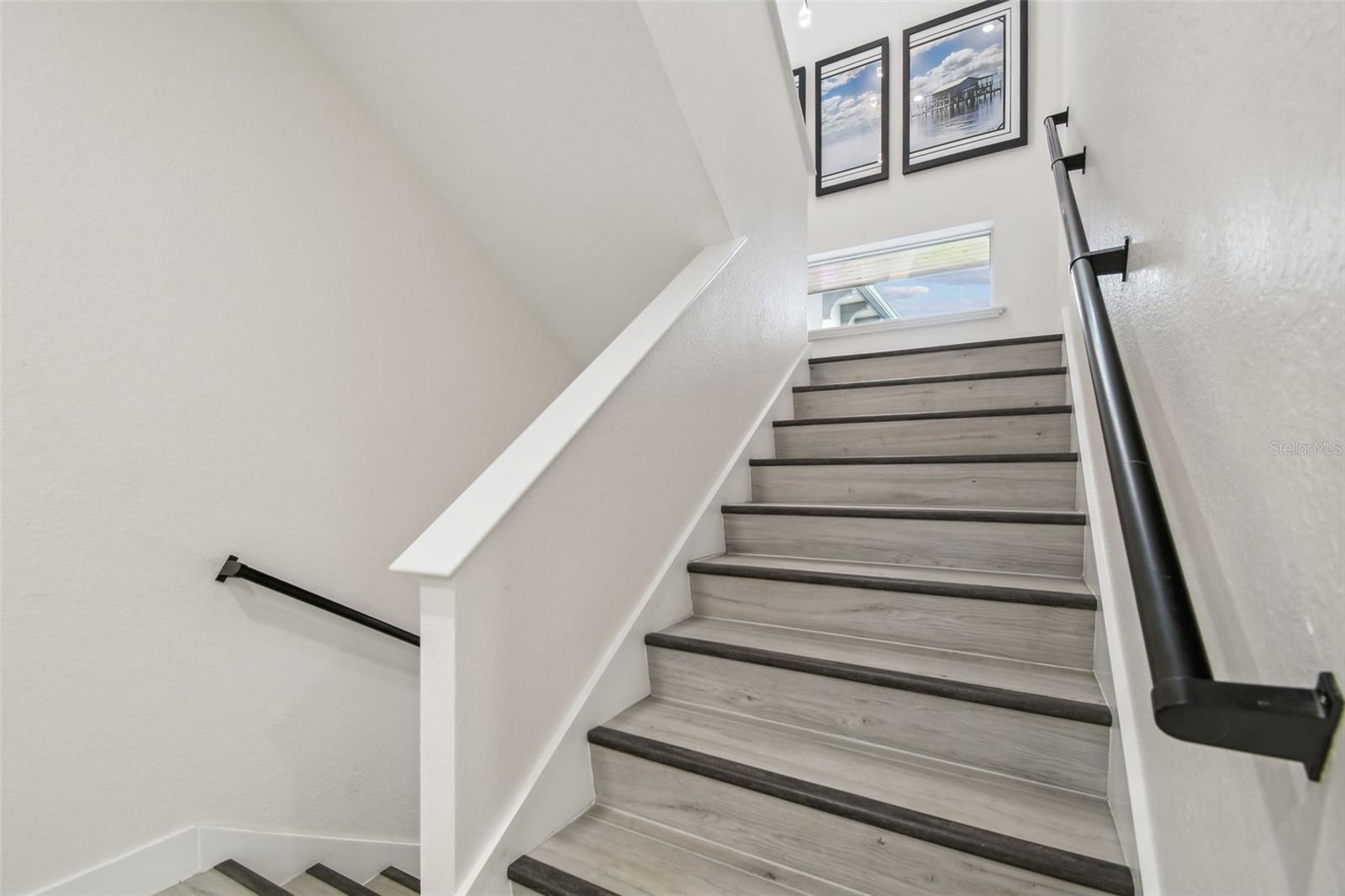 HARBORPOINTE - Residential