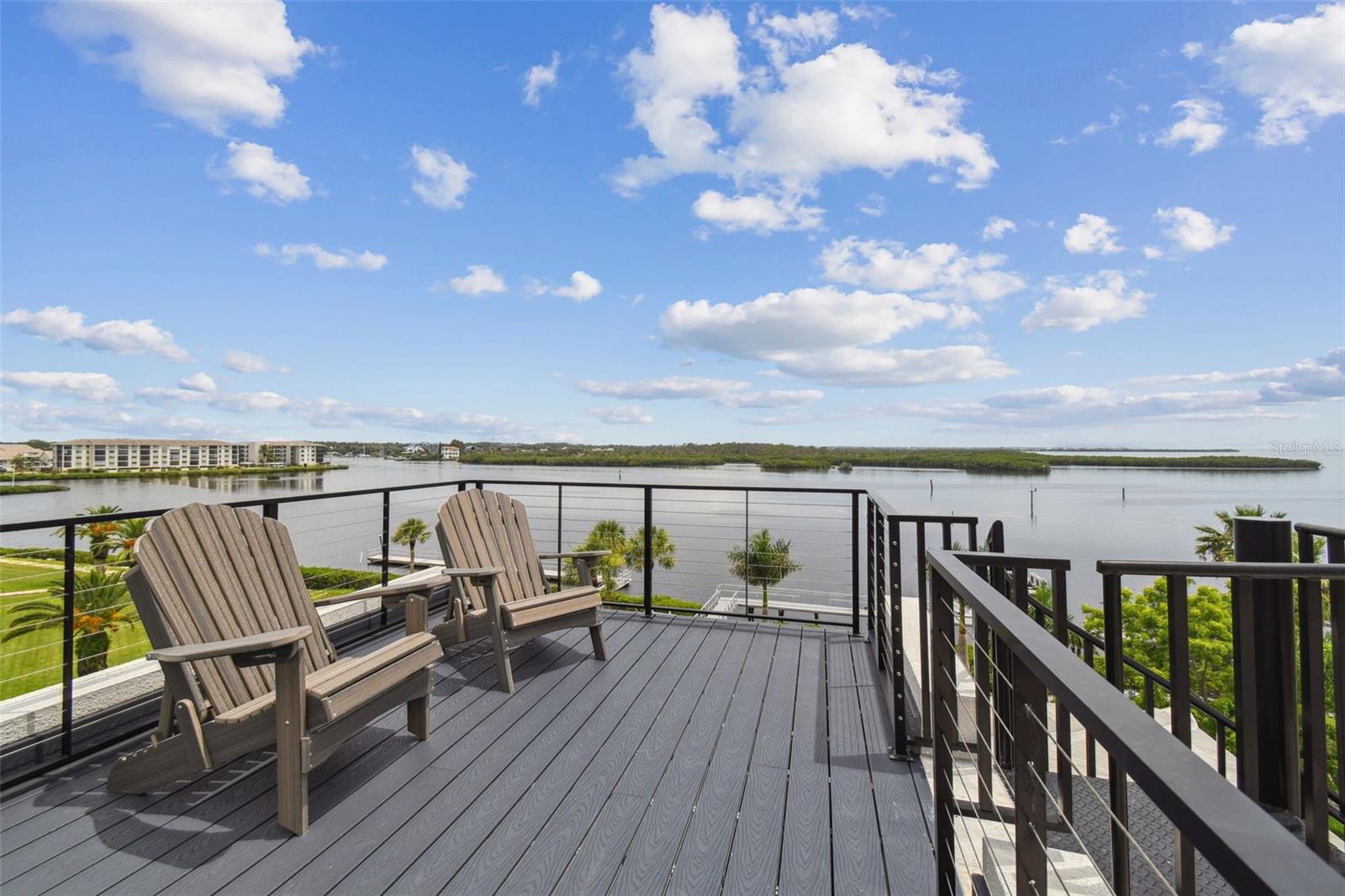 HARBORPOINTE - Residential