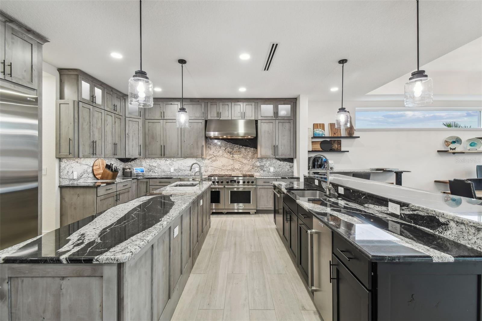 HARBORPOINTE - Residential