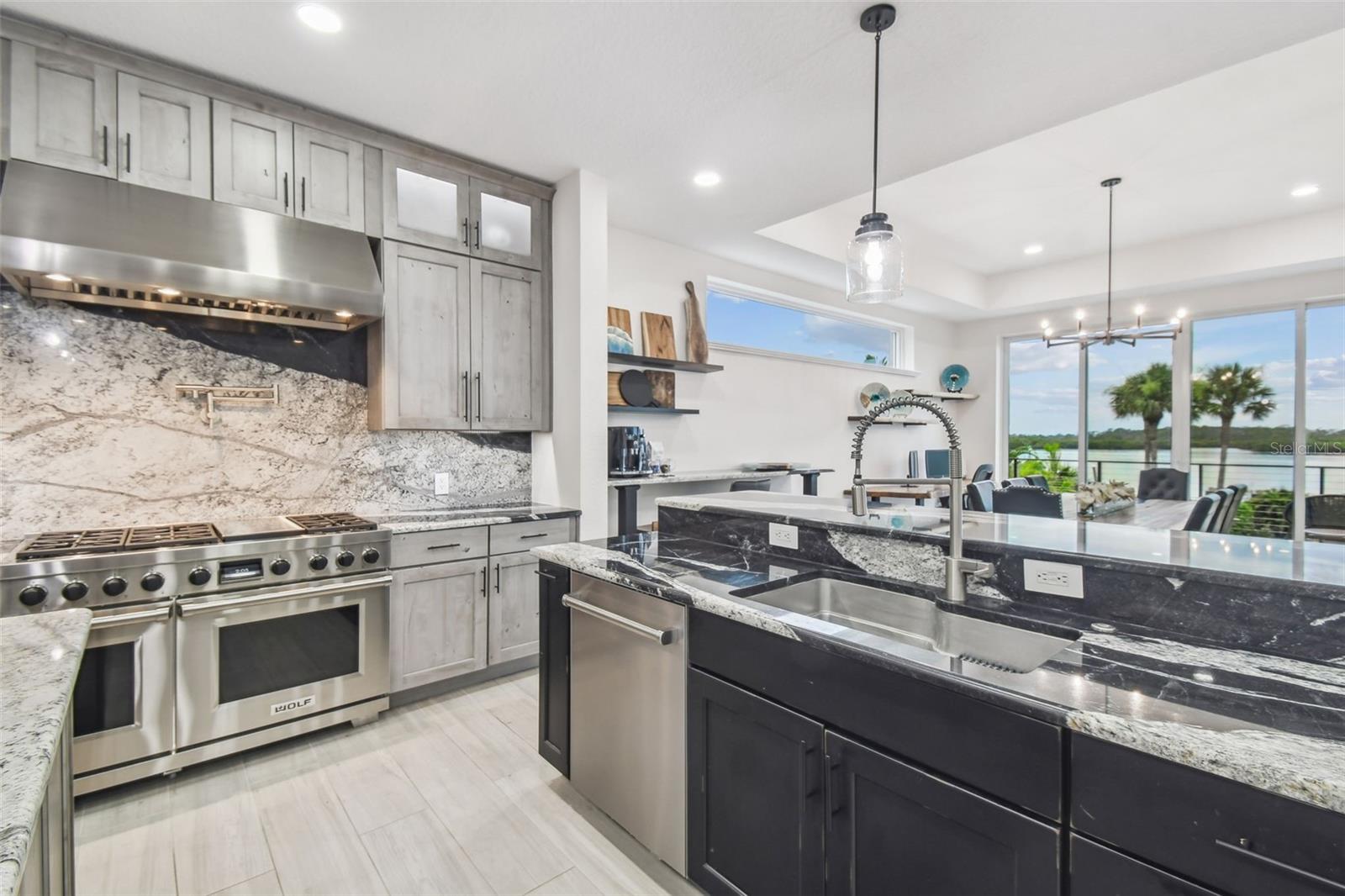 HARBORPOINTE - Residential