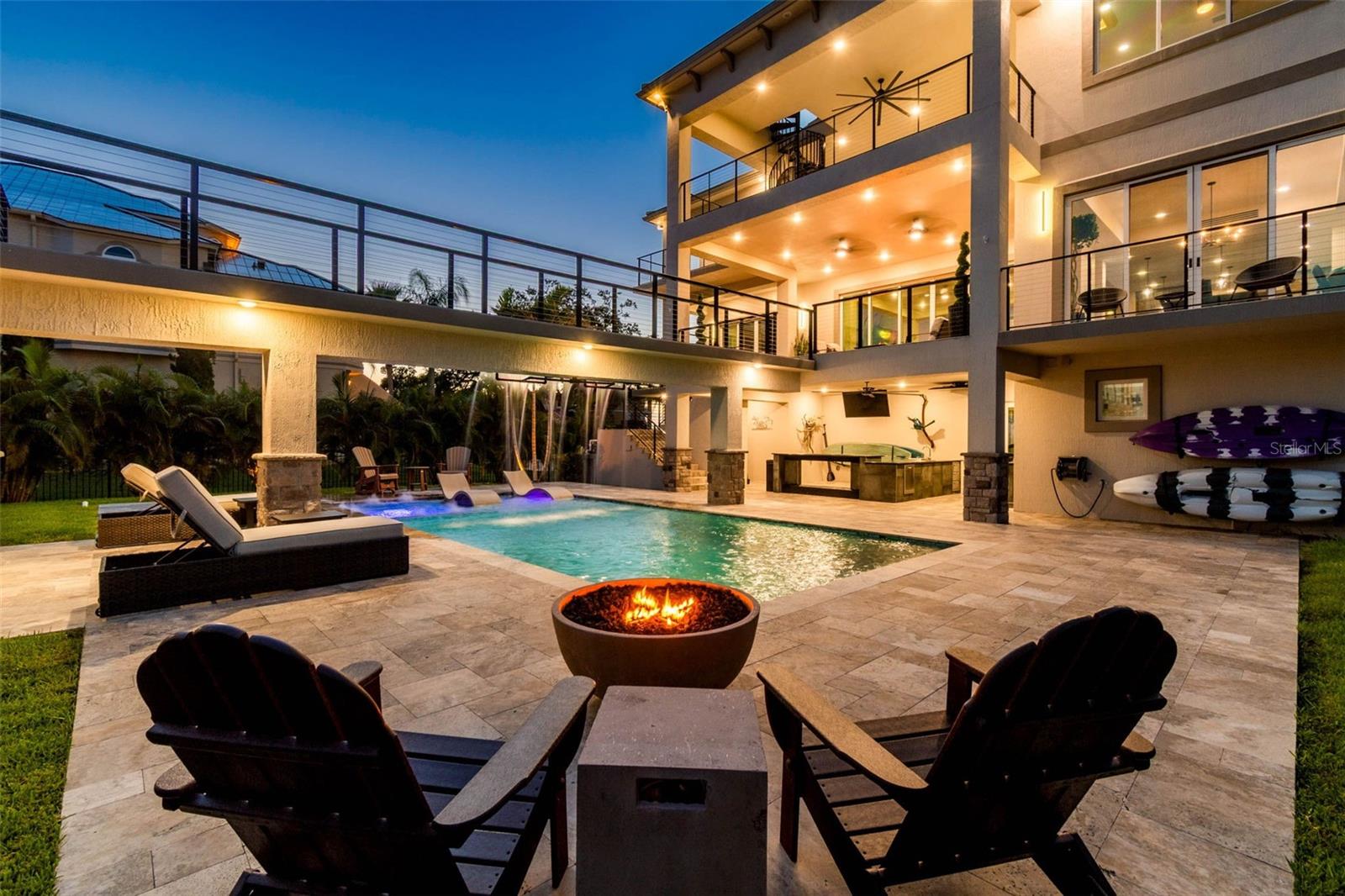 HARBORPOINTE - Residential