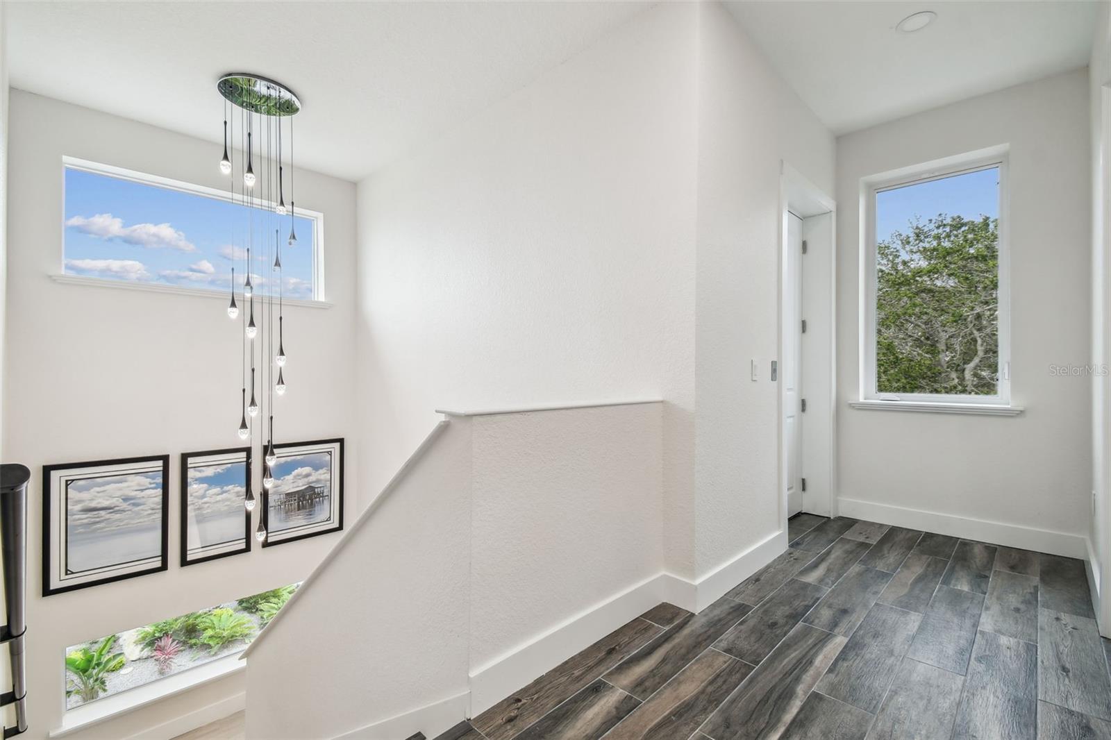 HARBORPOINTE - Residential