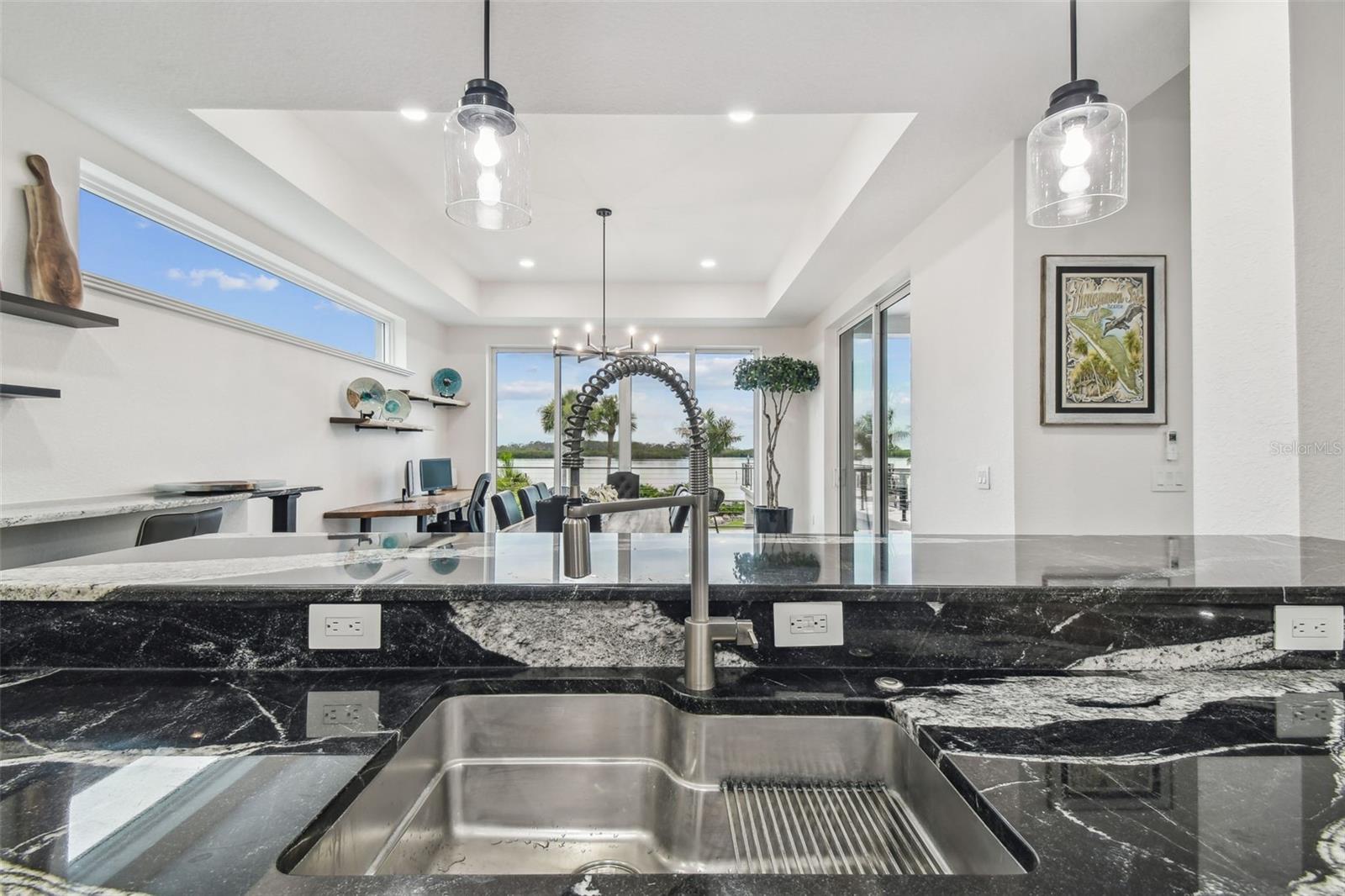 HARBORPOINTE - Residential