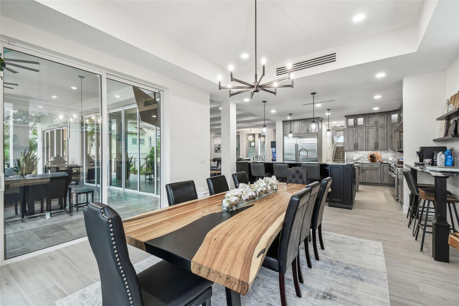 HARBORPOINTE - Residential