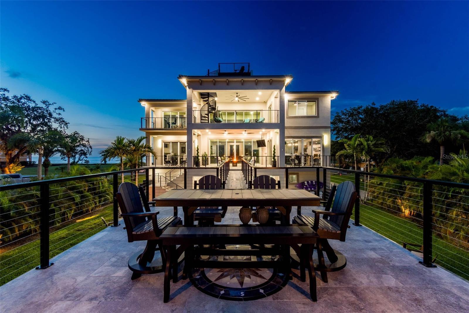 HARBORPOINTE - Residential