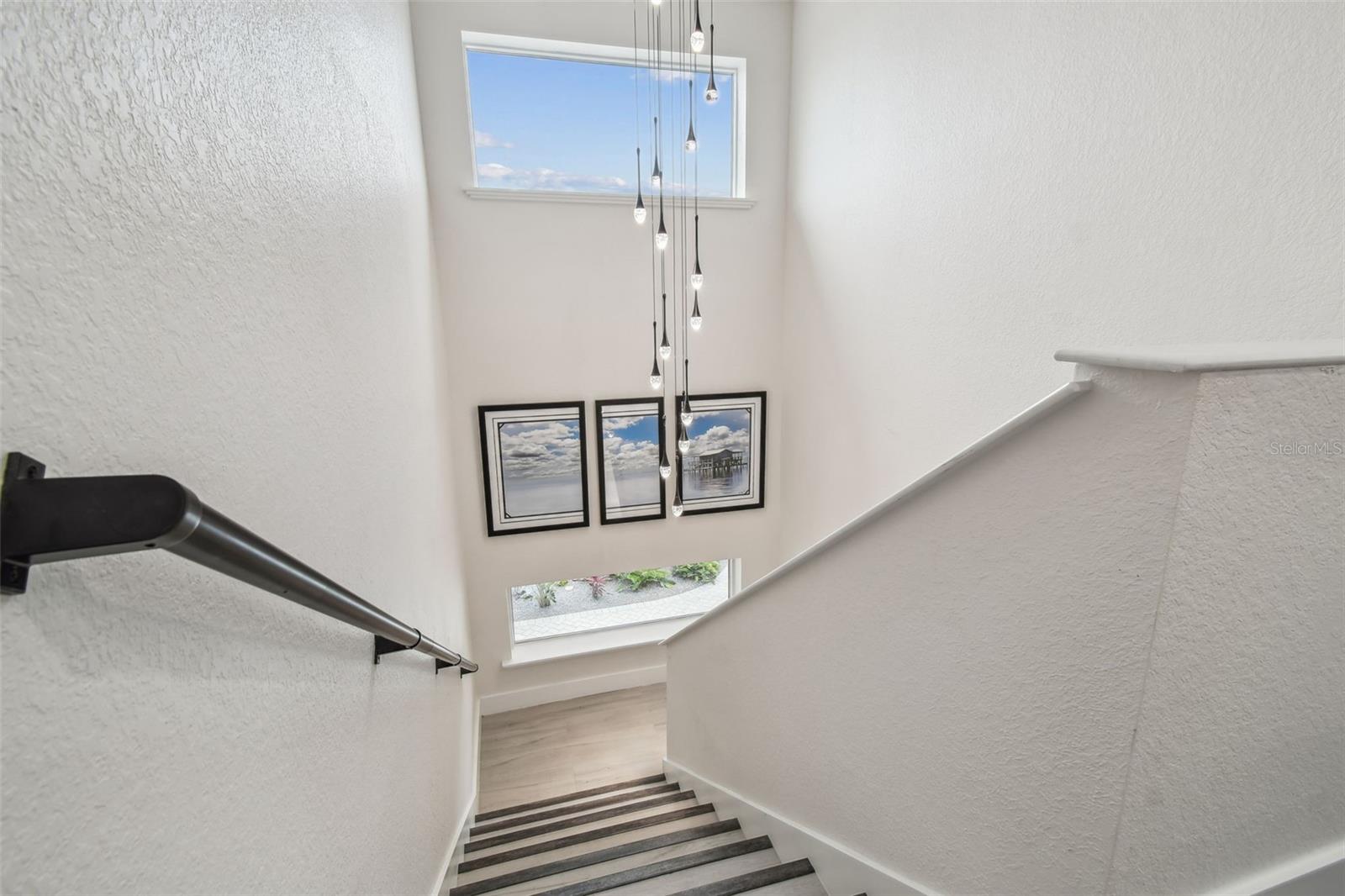 HARBORPOINTE - Residential