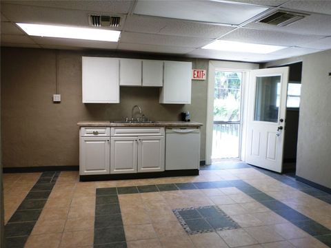 Tiny photo for 6005 Highway 40 W, Yankeetown, FL 34498 (MLS # OM723937)