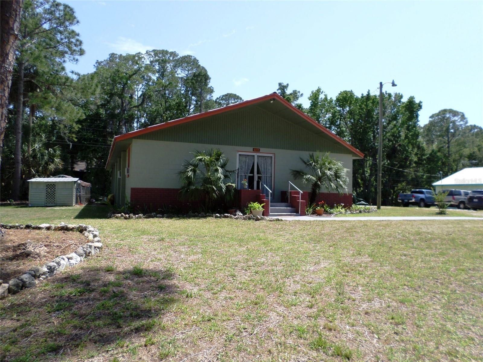 6005 HIGHWAY 40 W