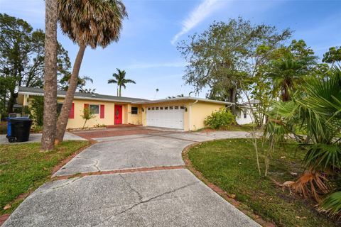 918 SNELL ISLE BOULEVARD NE ST PETERSBURG FL 33704