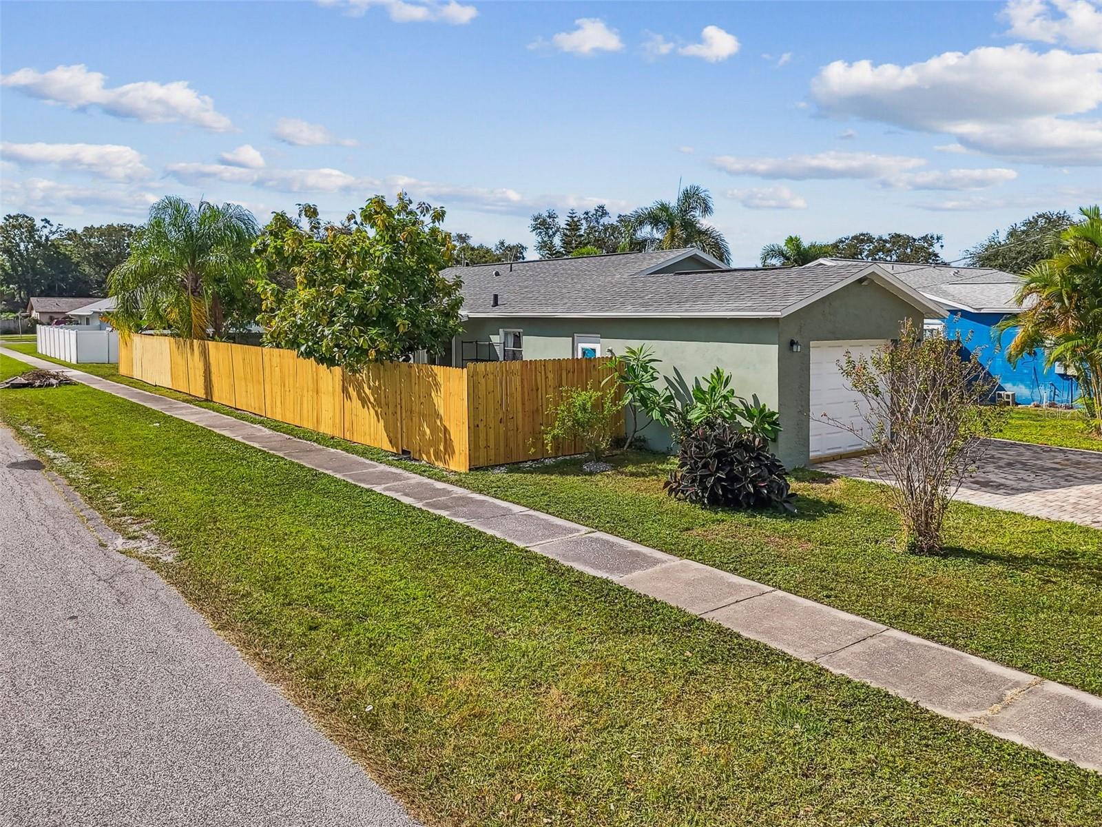 GRAND ARCADE - Residential