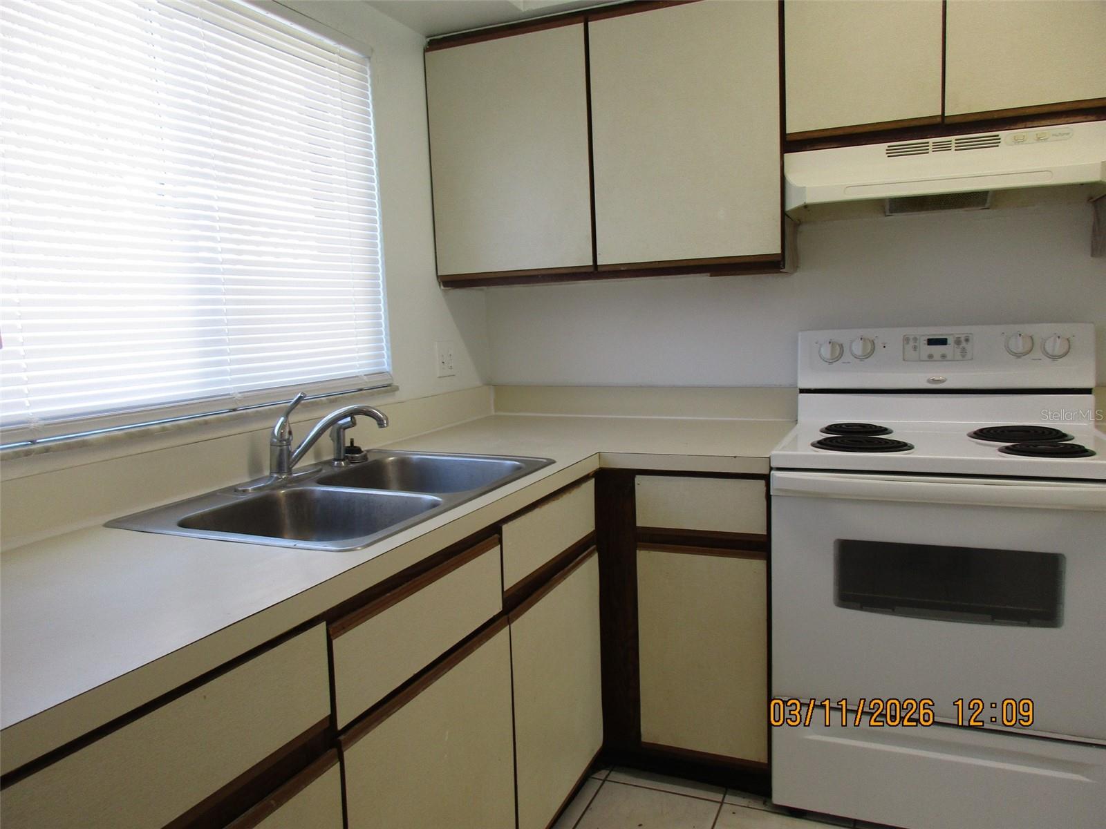 BVL UNIT 1 - Residential Lease