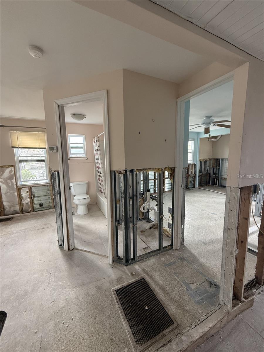 SEA HORSE MOBILE HOME PARK CONDO - Residential