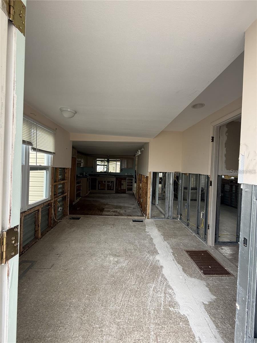 SEA HORSE MOBILE HOME PARK CONDO - Residential