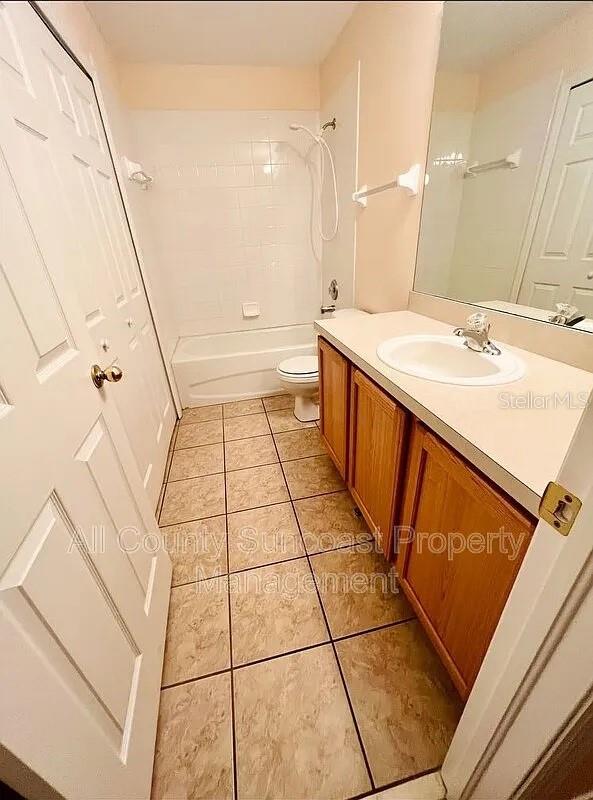 COQUINA KEY TWNHMS - Residential Lease