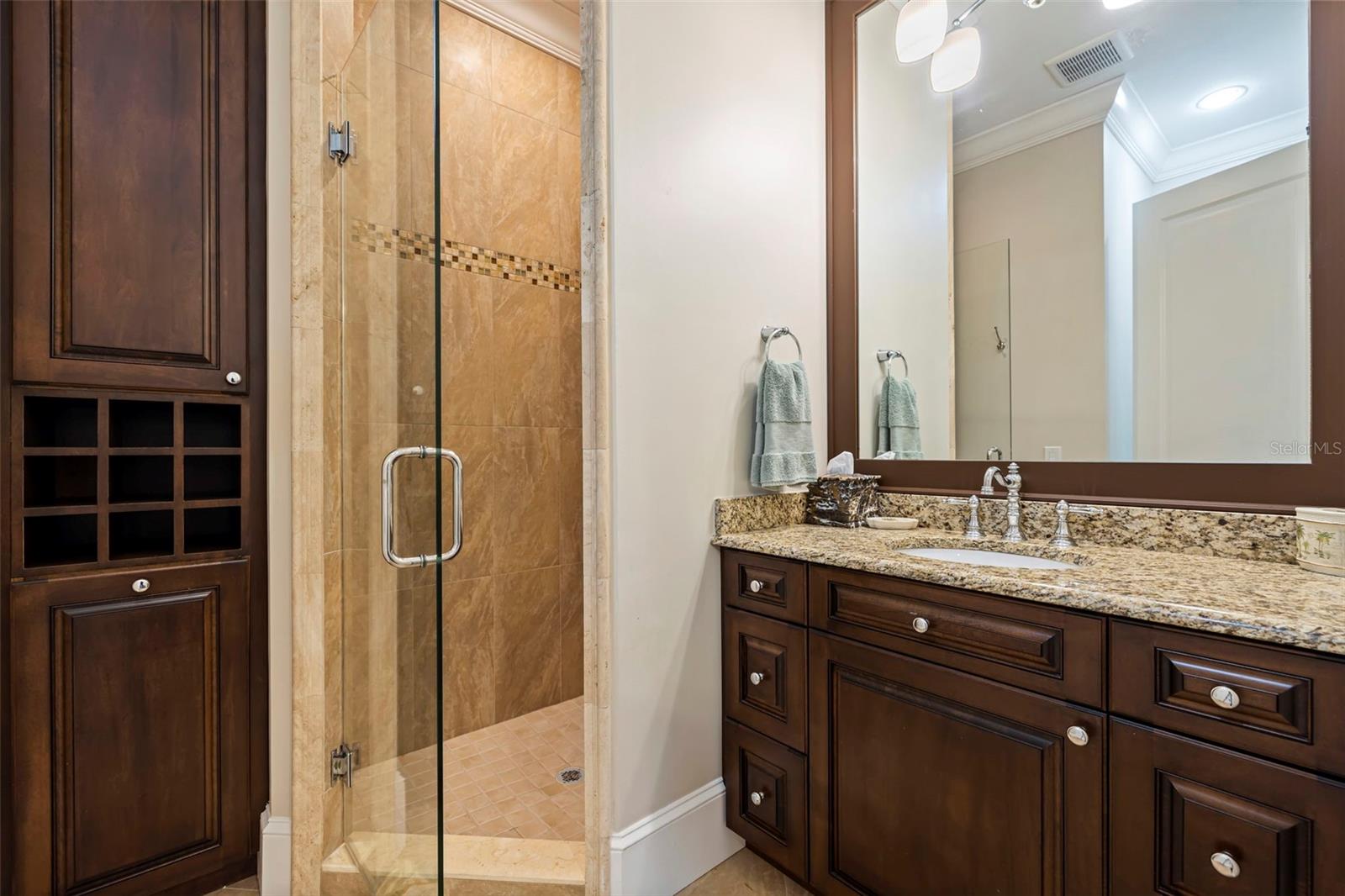 EASLEYS R W ADD - Residential Lease