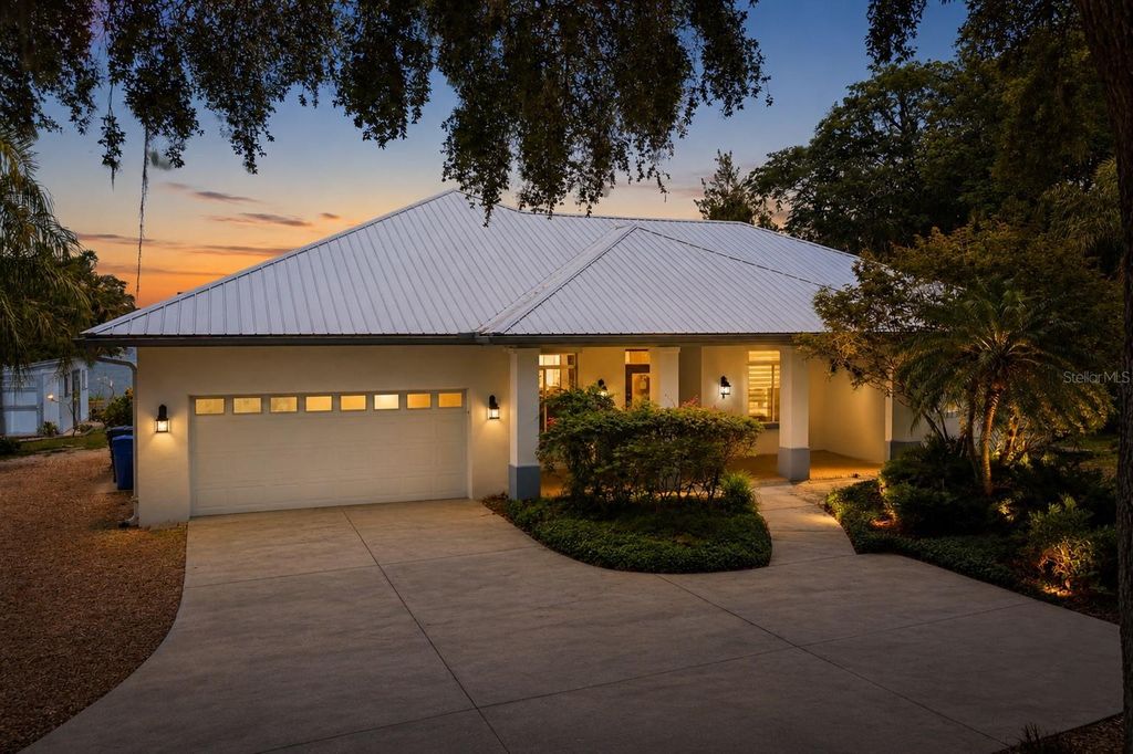 Photo of 8701 Lake Calm Lane, Odessa, FL 33556 (MLS # TB8510173)