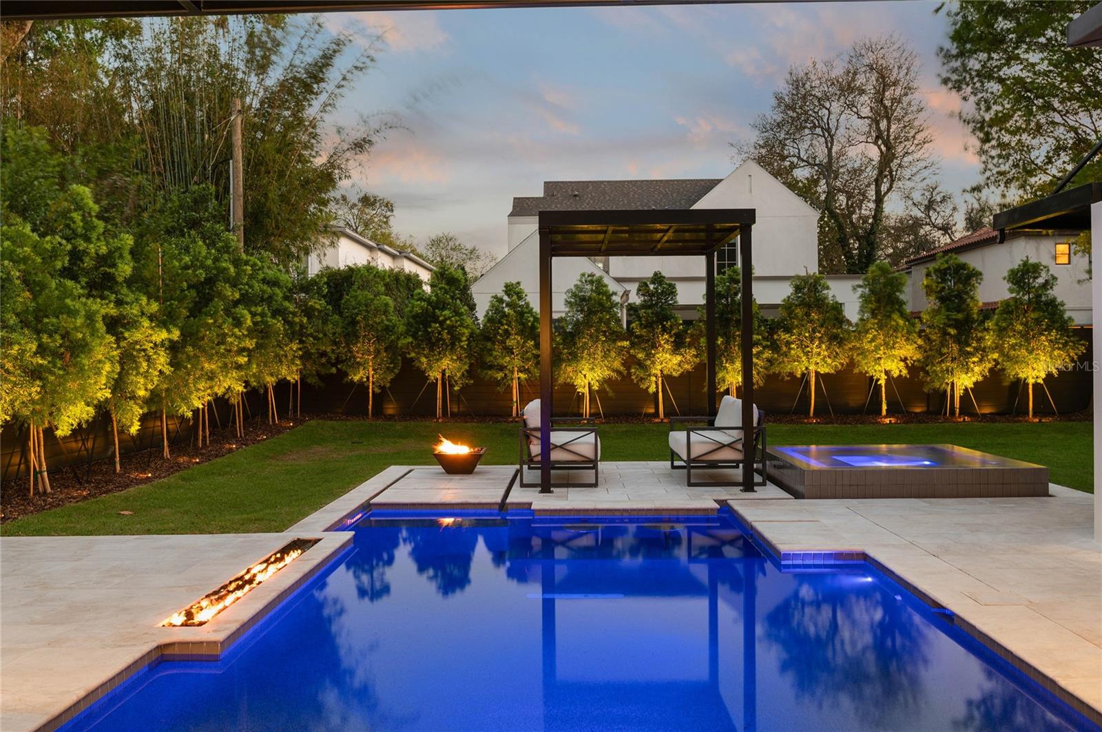 CHARMONT - Residential