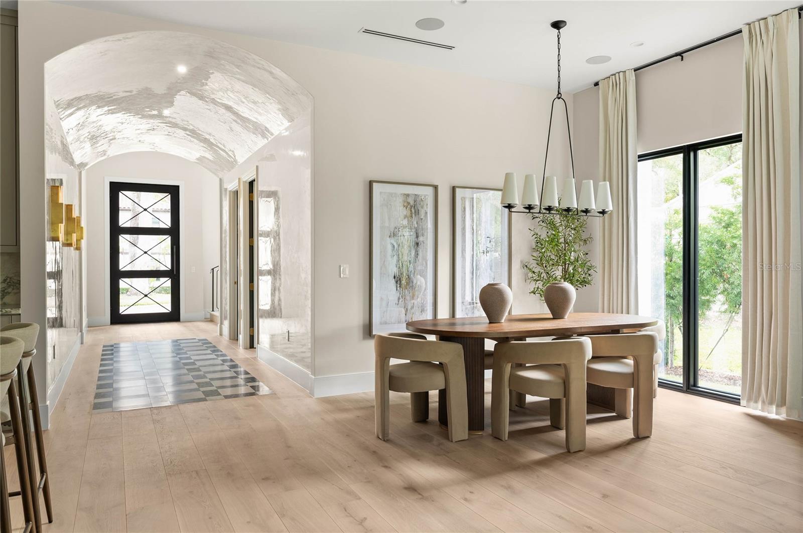 CHARMONT - Residential