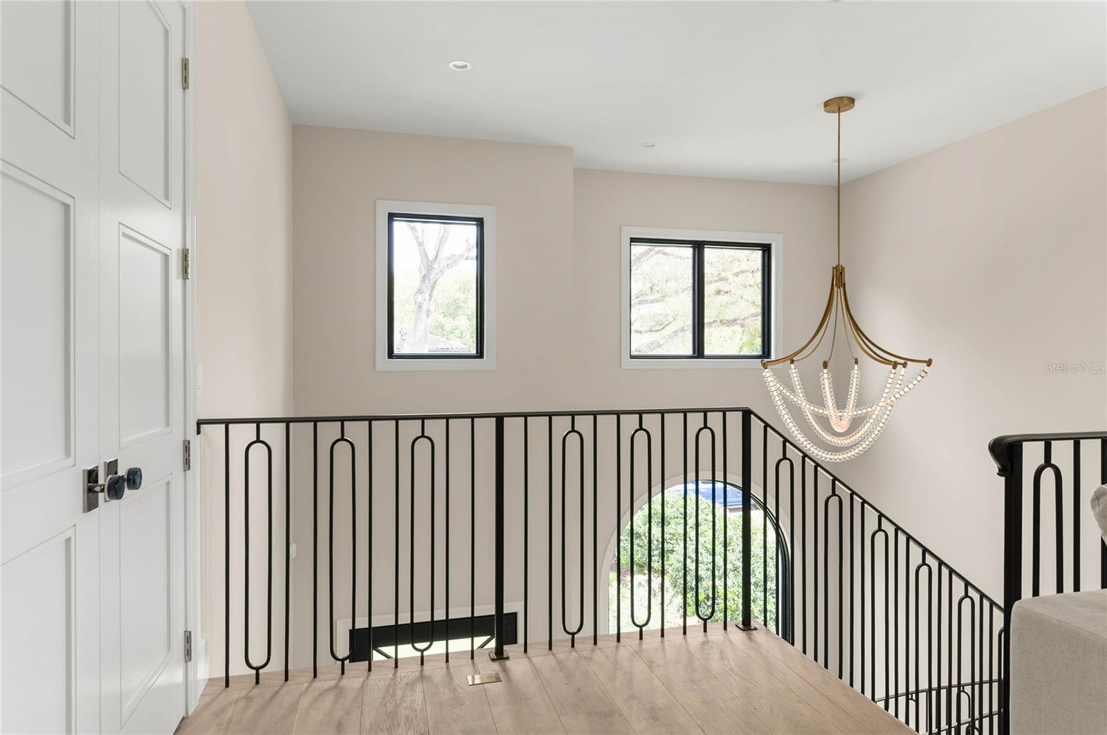 CHARMONT - Residential