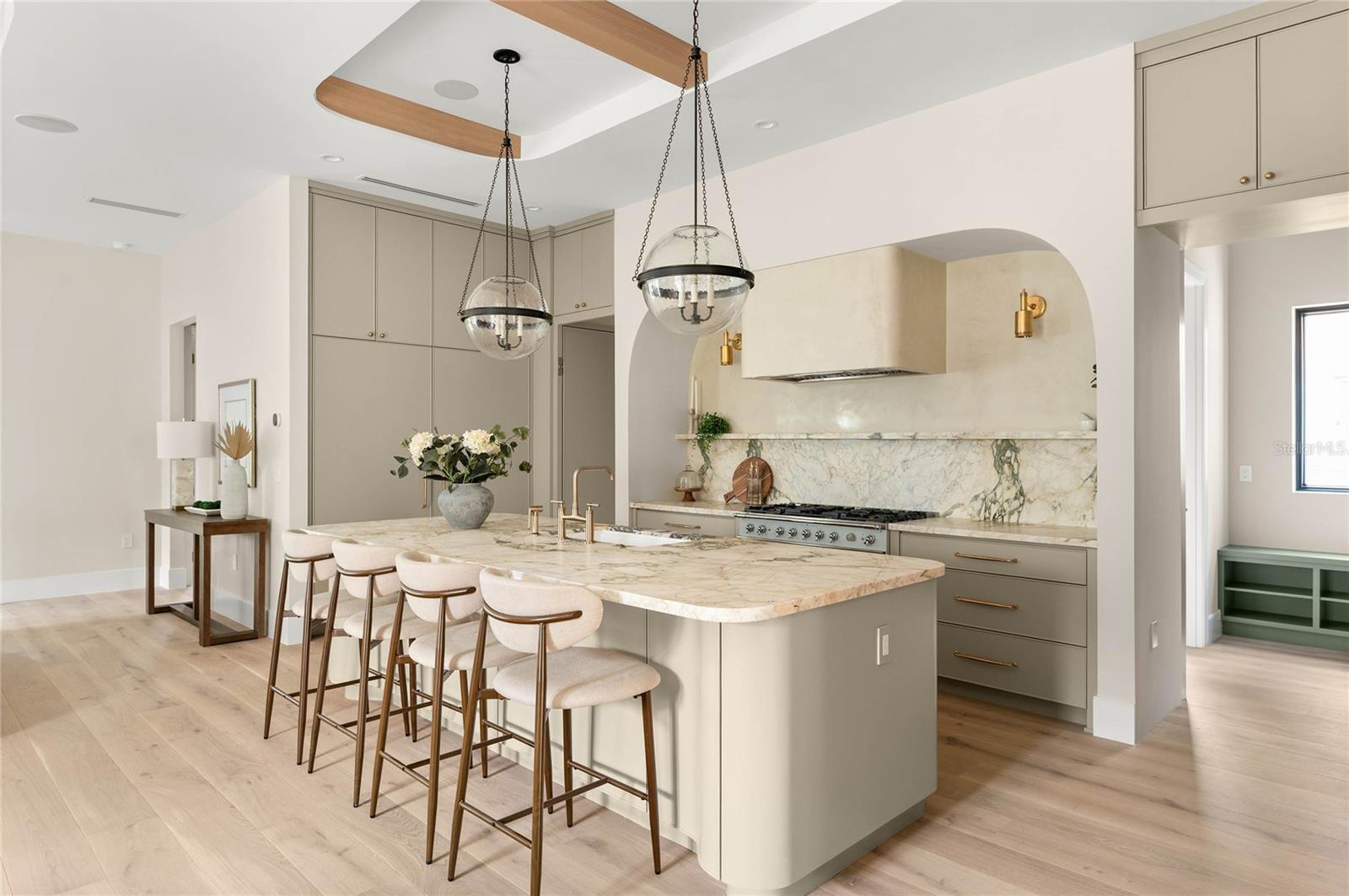 CHARMONT - Residential