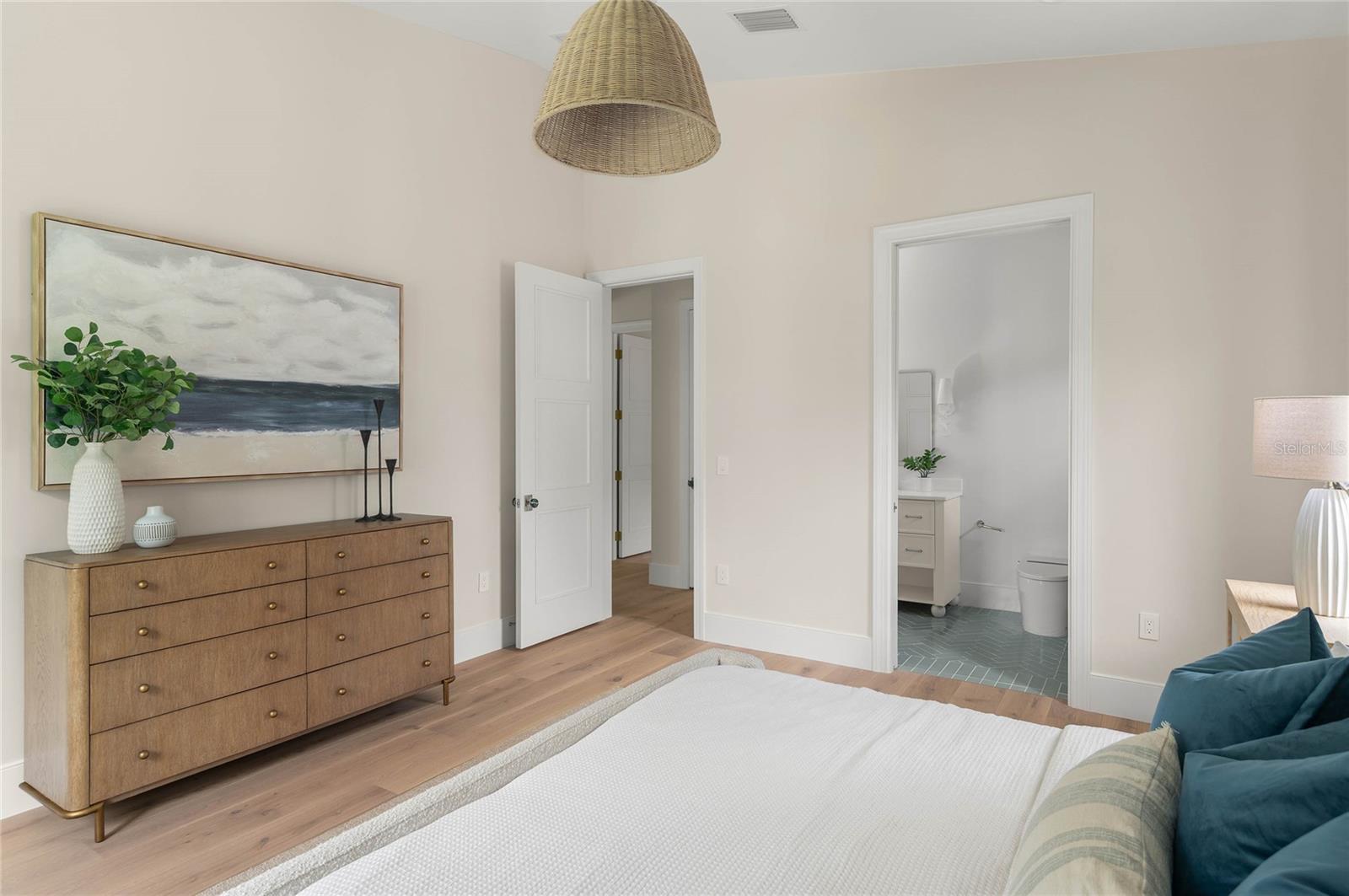 CHARMONT - Residential