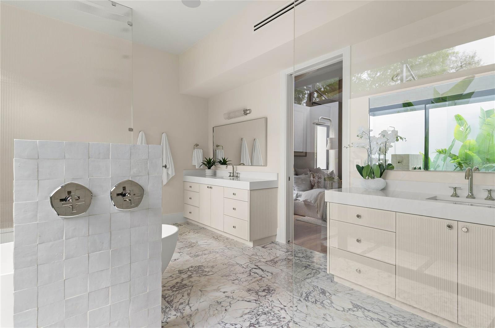 CHARMONT - Residential