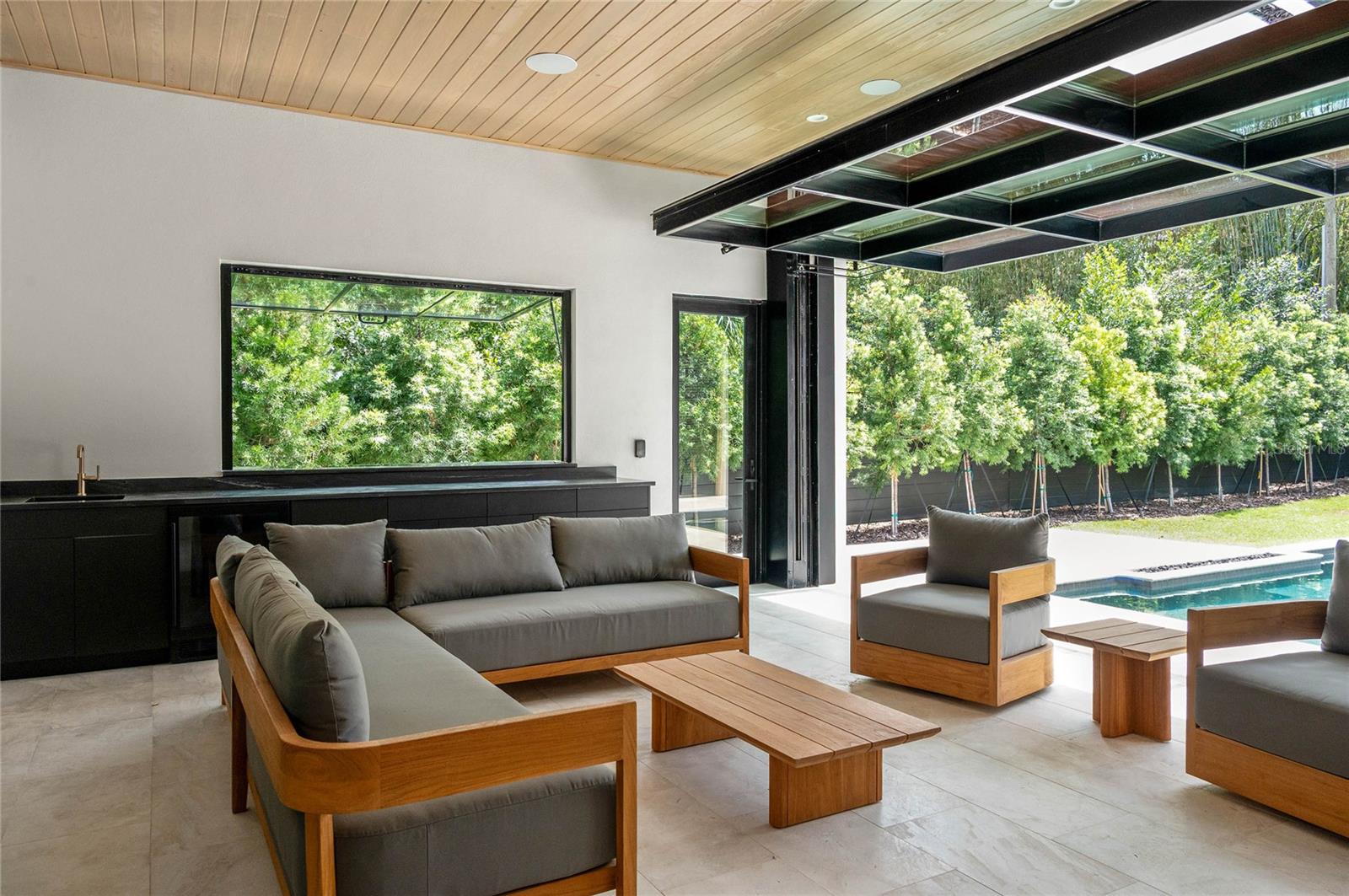 CHARMONT - Residential