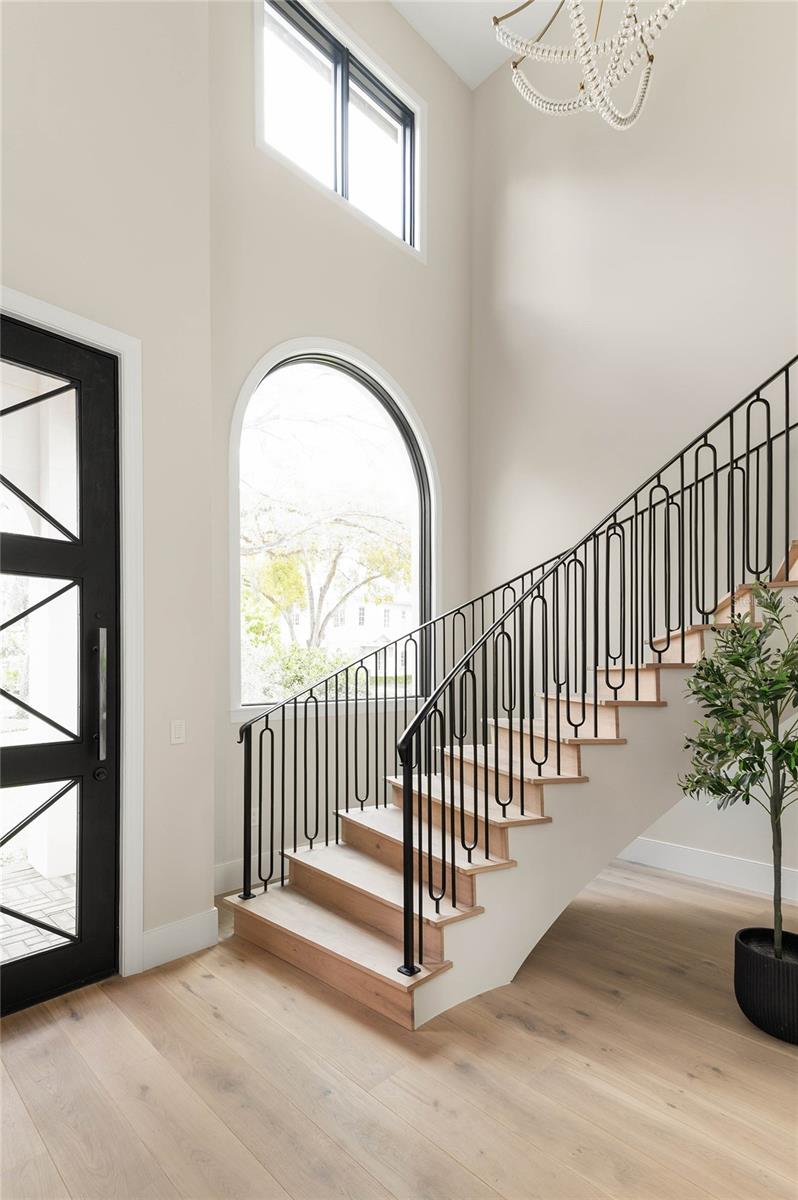 CHARMONT - Residential