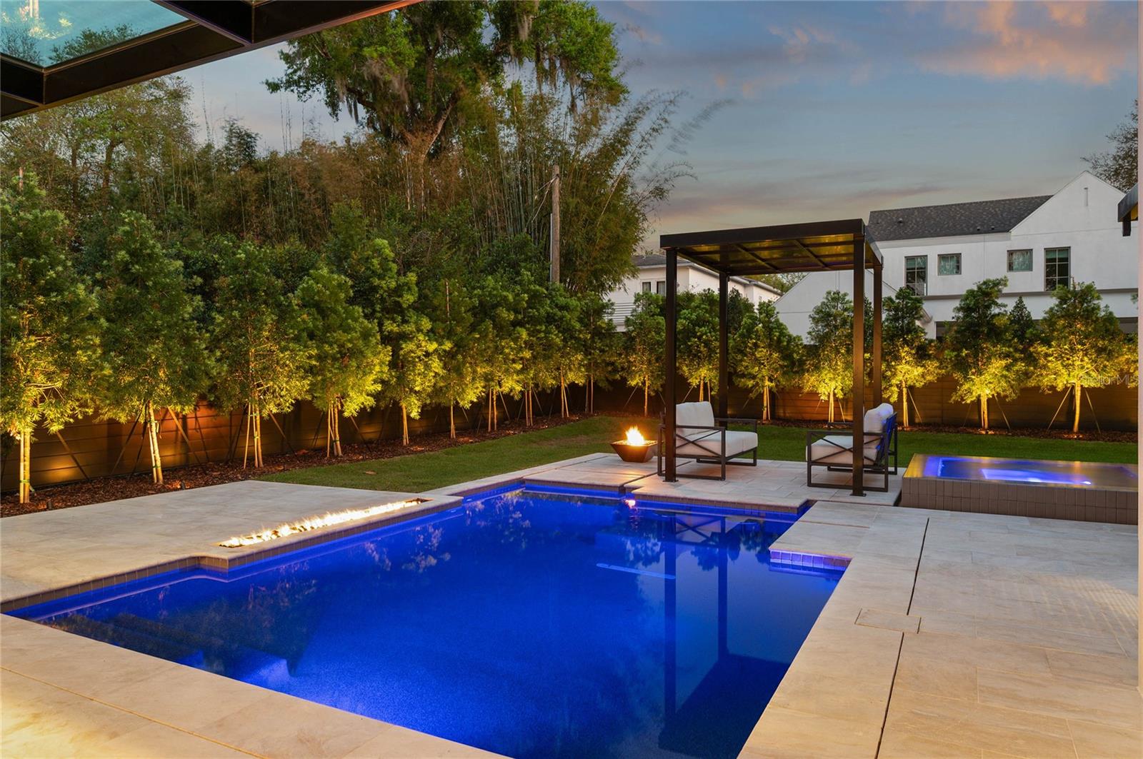 CHARMONT - Residential