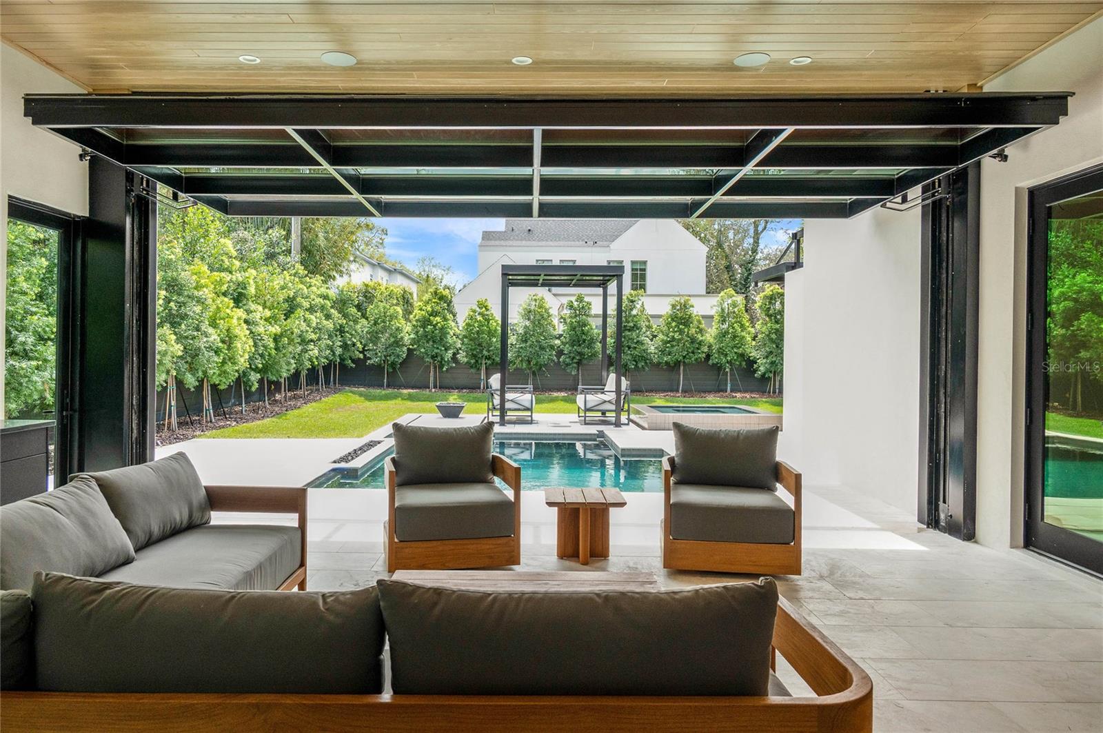 CHARMONT - Residential