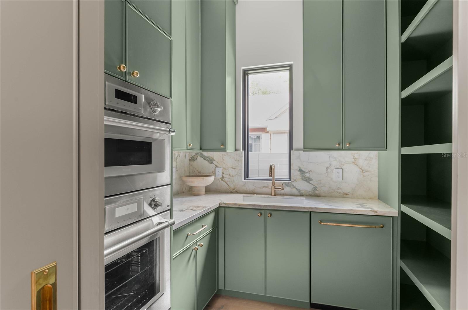 CHARMONT - Residential