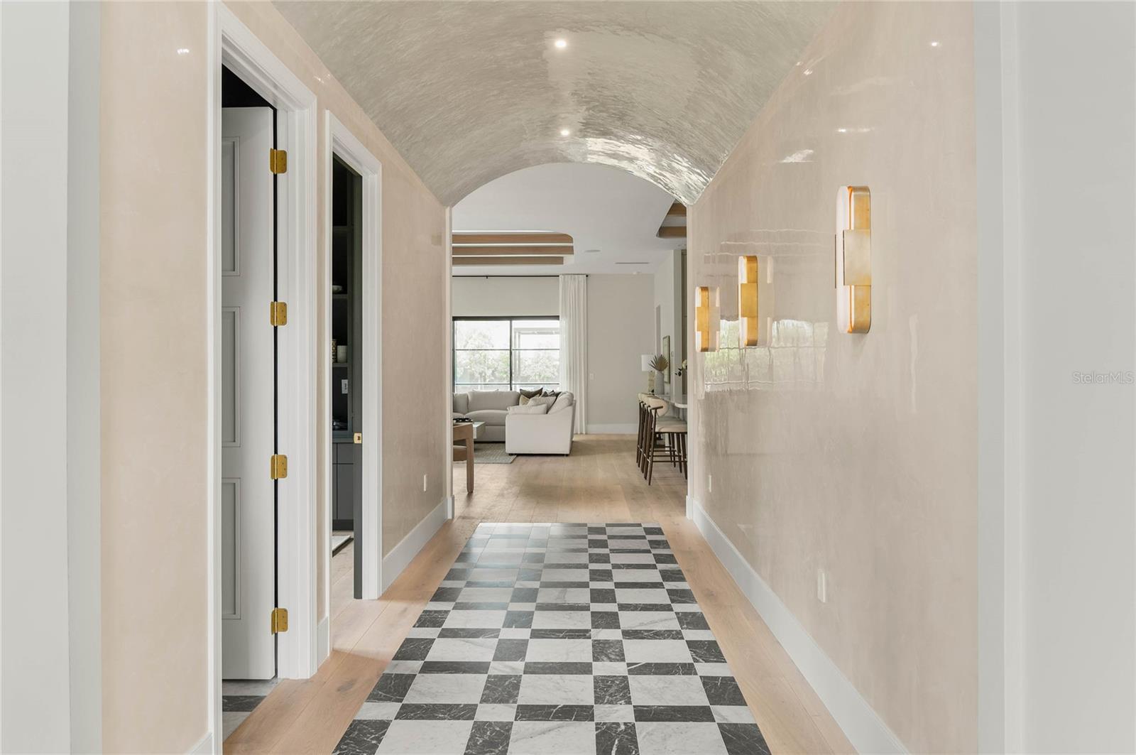 CHARMONT - Residential