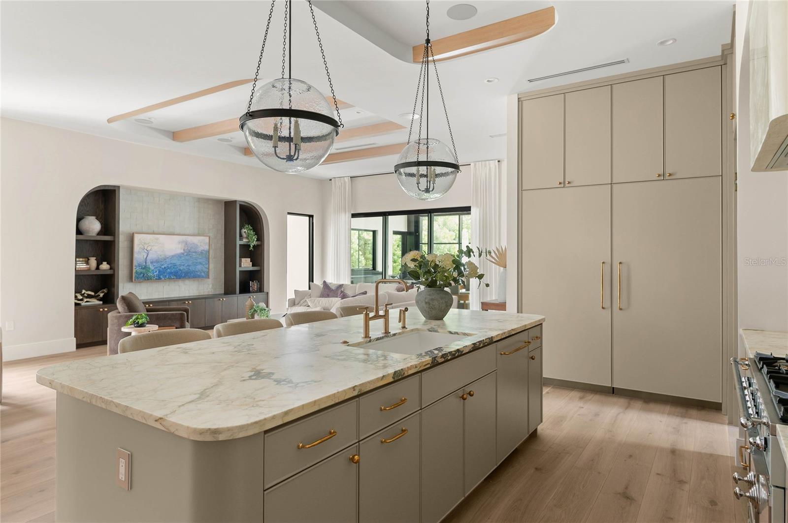 CHARMONT - Residential