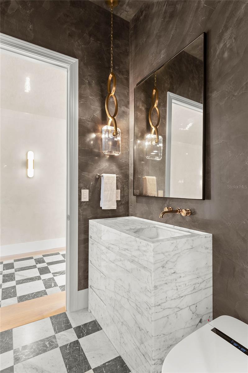 CHARMONT - Residential