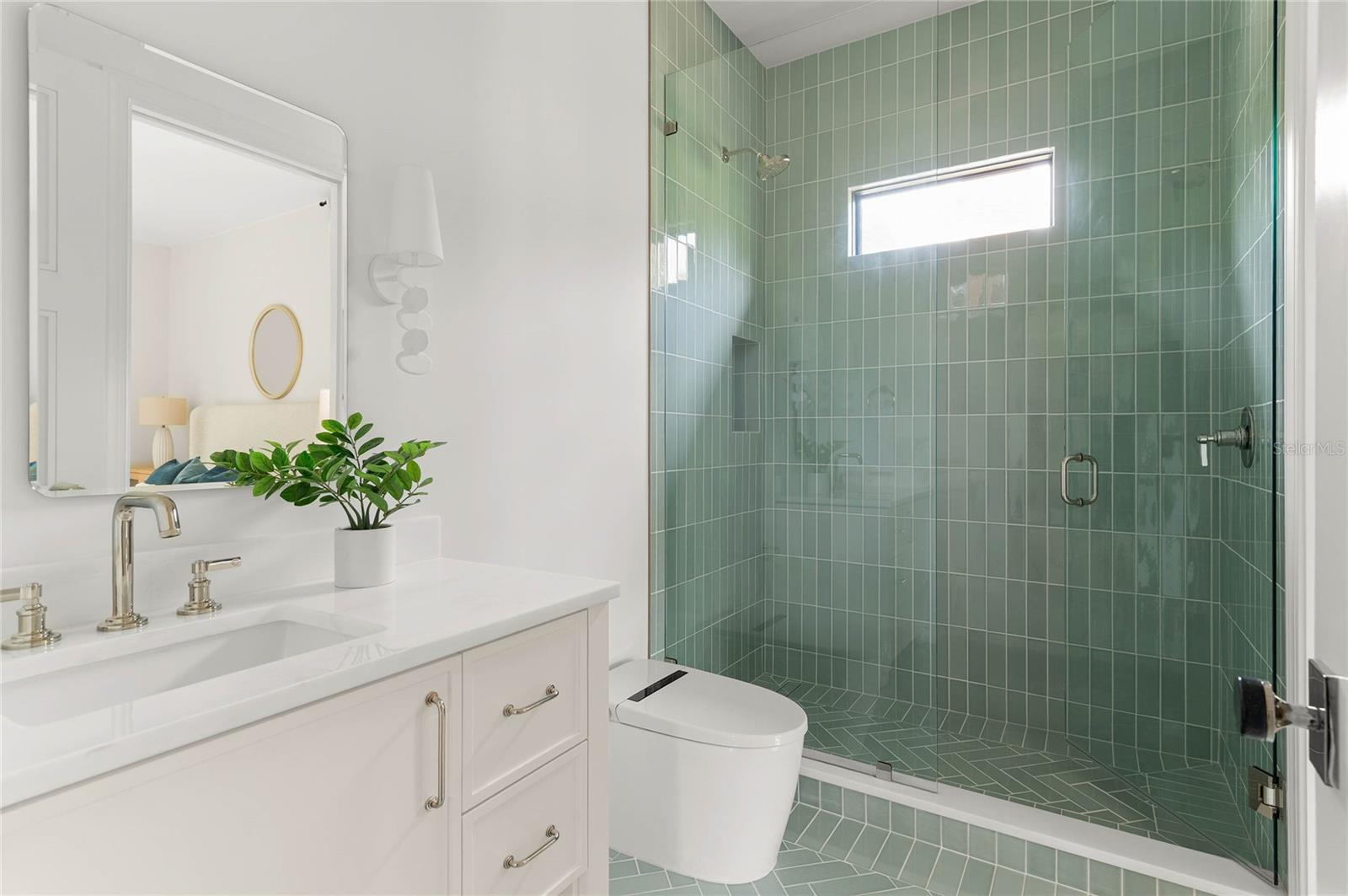 CHARMONT - Residential