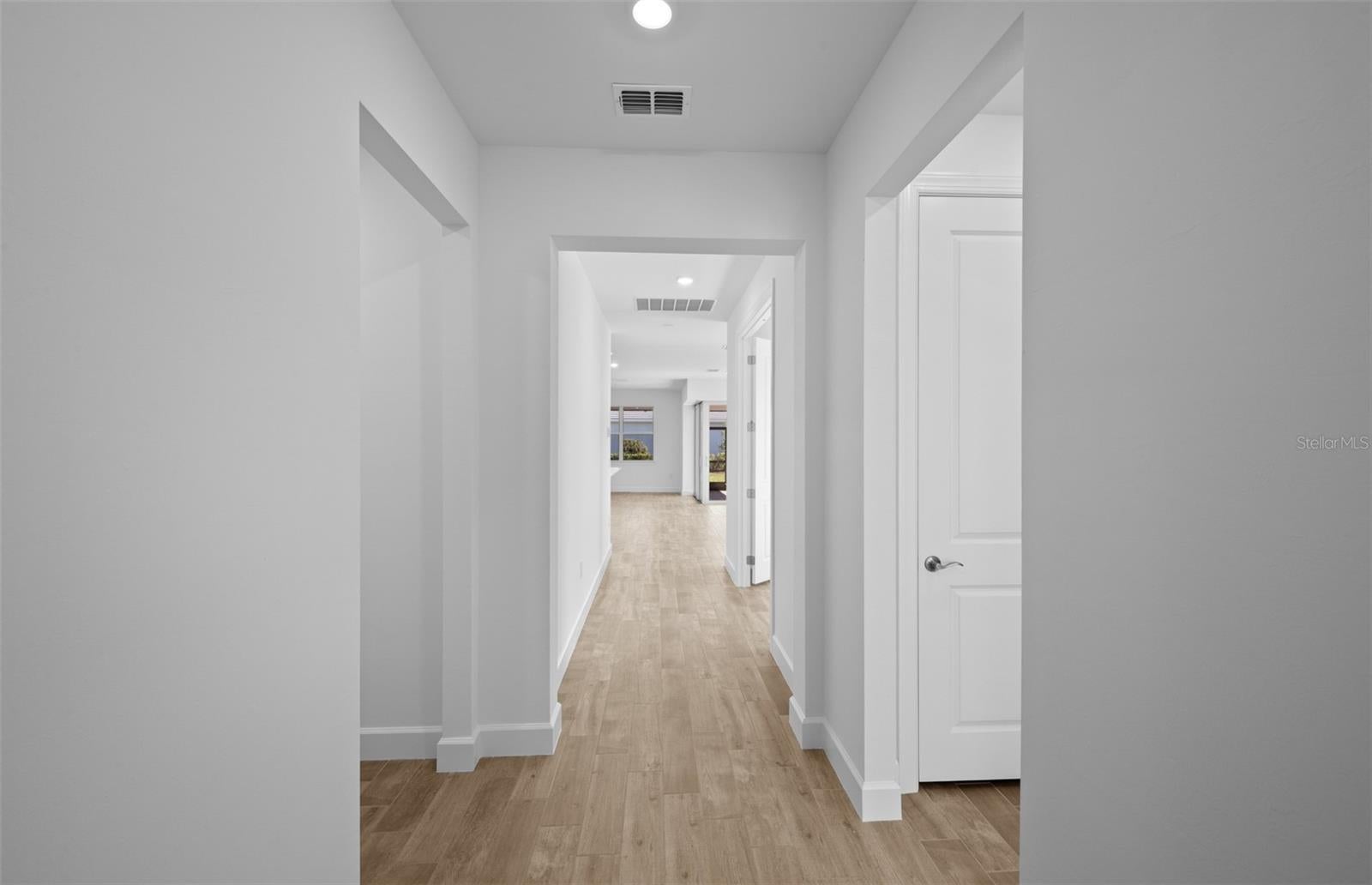 6990 MINNEOLA COURT