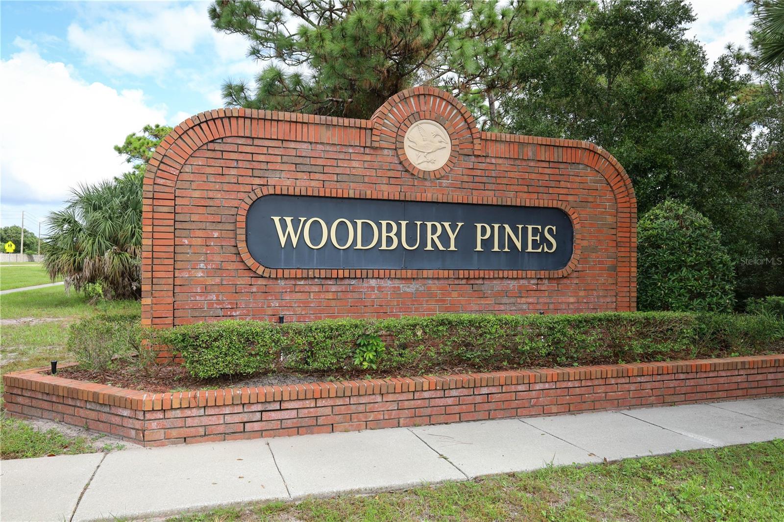 WOODBURY PINES - Residential