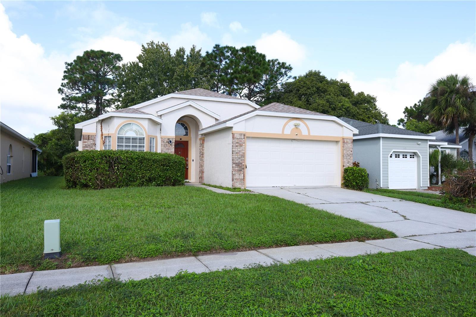 WOODBURY PINES - Residential