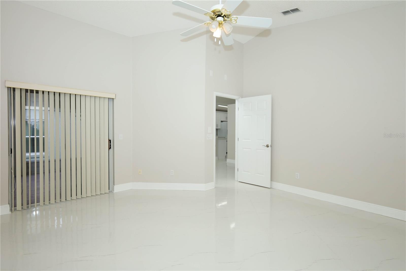 WOODBURY PINES - Residential