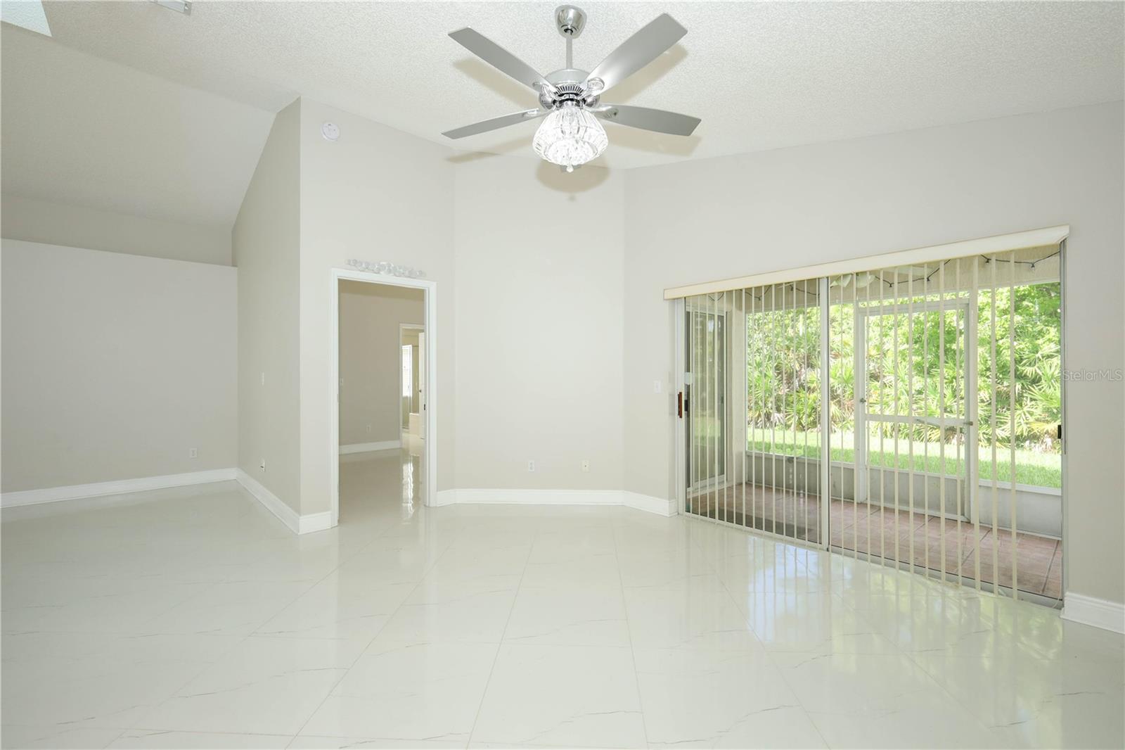 WOODBURY PINES - Residential