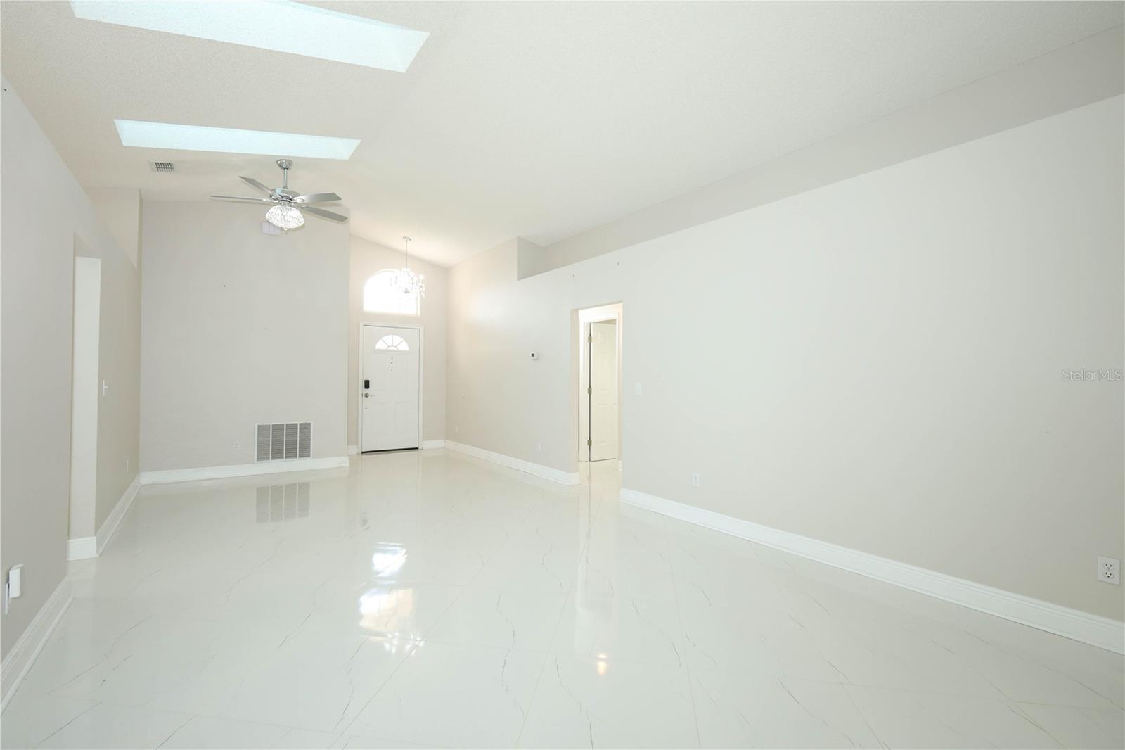 WOODBURY PINES - Residential