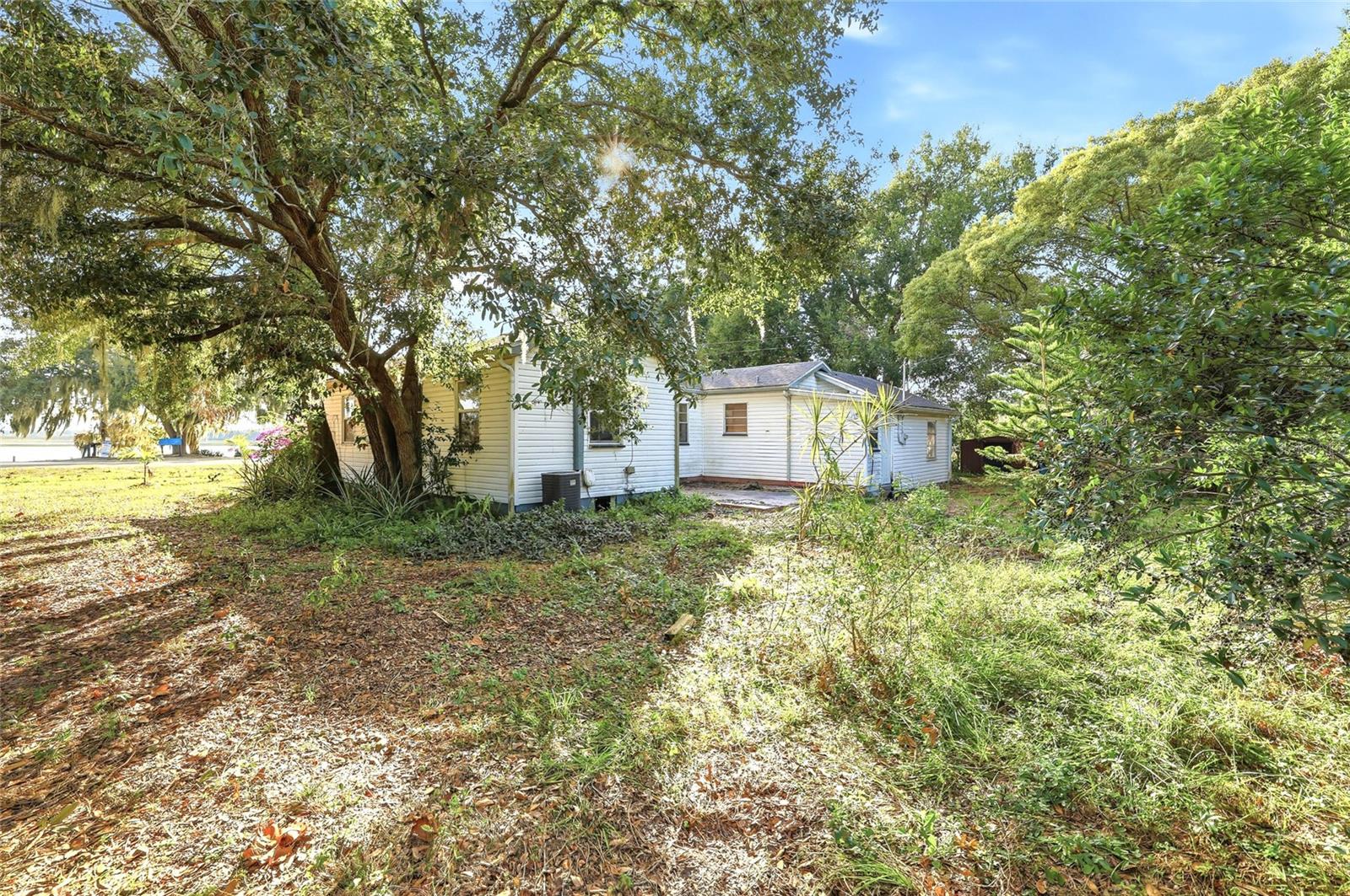 SHORE ACRES - Residential