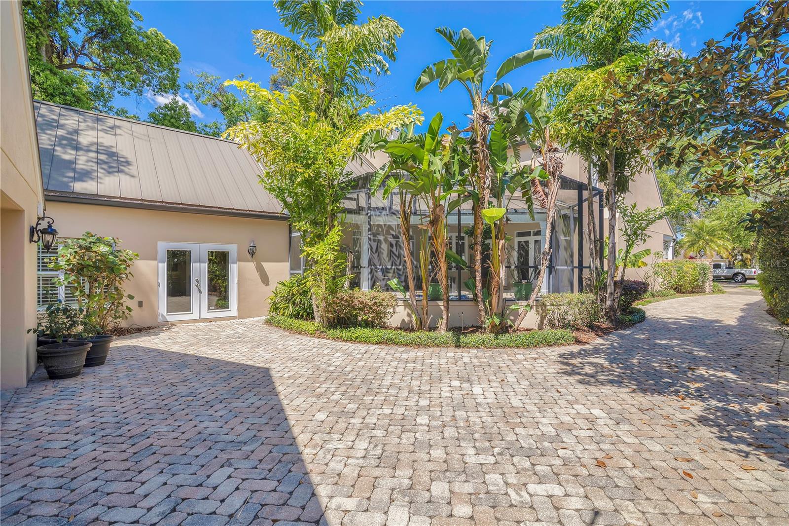 COMSTOCK PARK - Residential