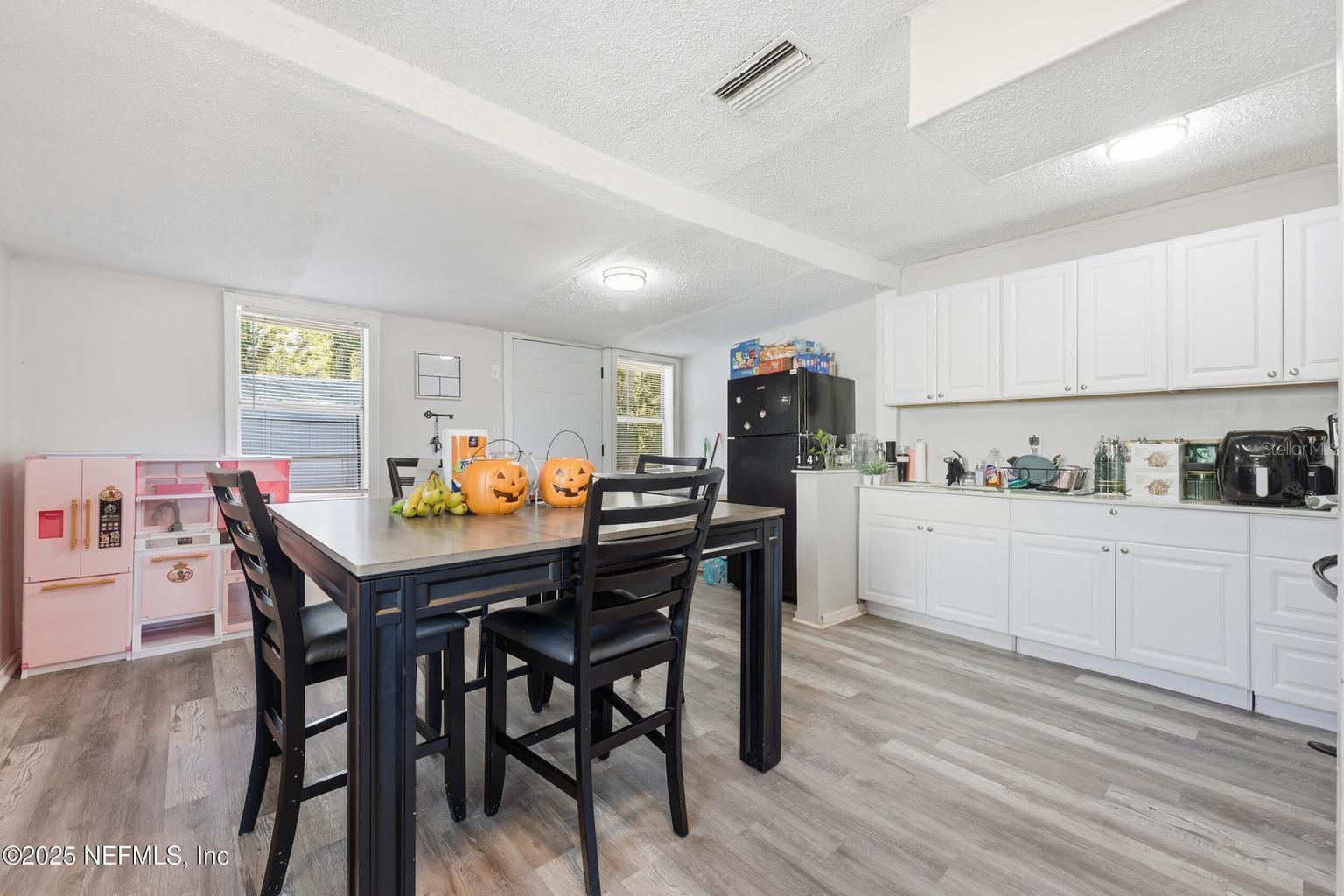 WESTWOOD PARK - Residential