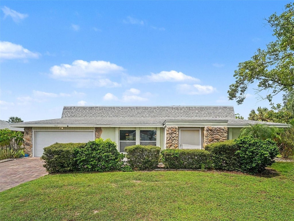 Photo of 1513 New Bedford Drive, Sun City Center, FL 33573 (MLS # O6441920)