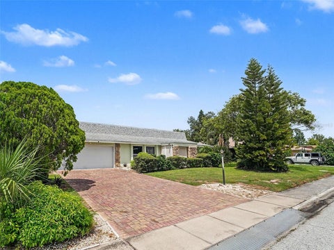 1513 New Bedford Drive, Sun City Center, FL 33573