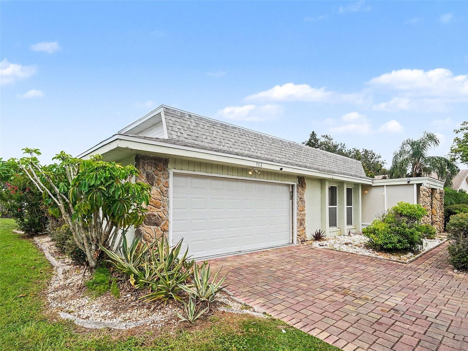 1513 NEW BEDFORD DRIVE, SUN CITY CENTER, FL, 33573 4 1513 NEW BEDFORD DRIVE