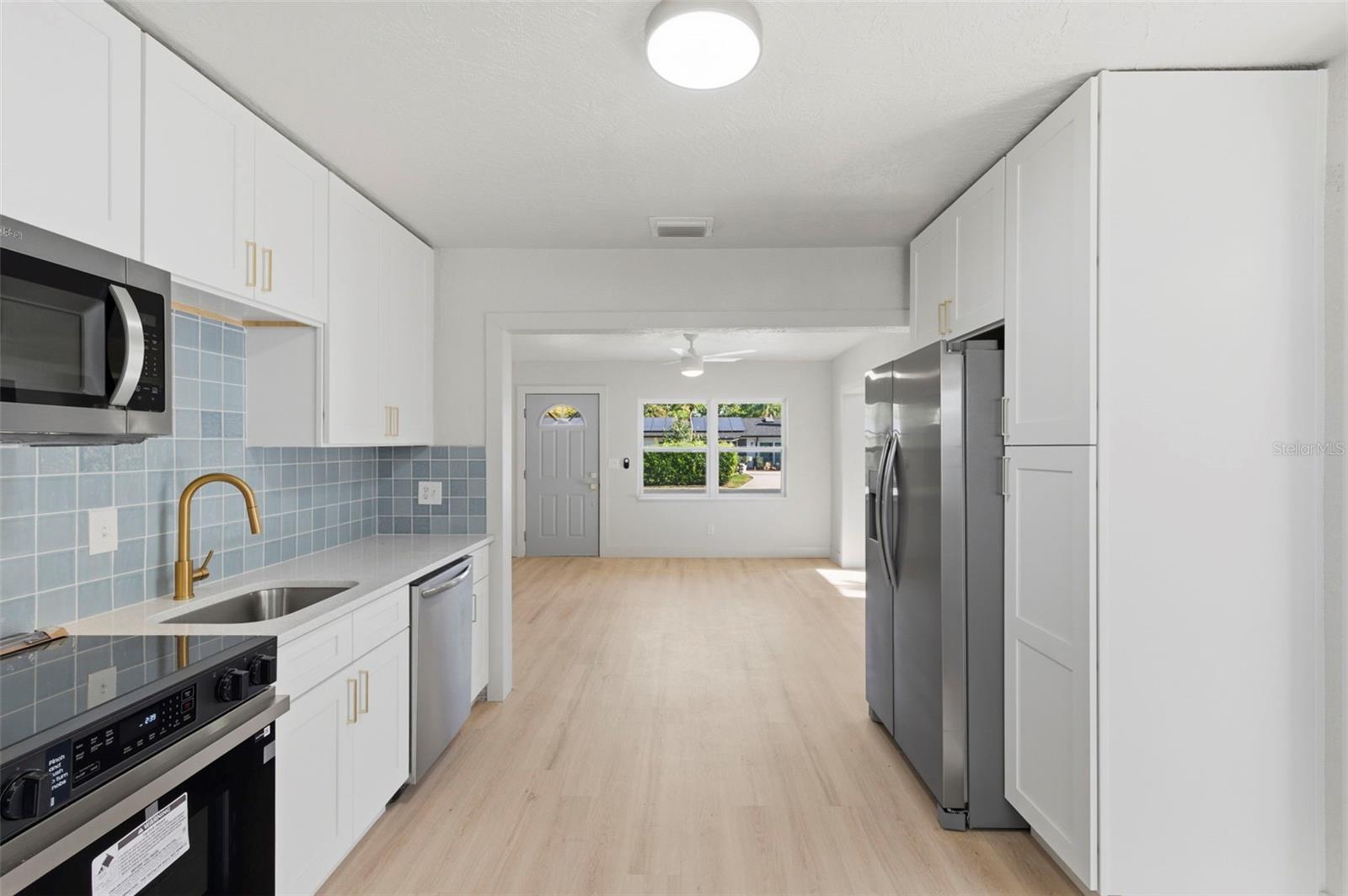 GLASS SUB - Residential